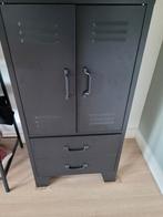 Set van drie zwarte kasten, model locker, Ophalen, Zo goed als nieuw