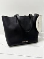 Mooie Calvin Klein tas, Sieraden, Tassen en Uiterlijk, Tassen | Damestassen, Ophalen of Verzenden, Zo goed als nieuw, Zwart, Handtas
