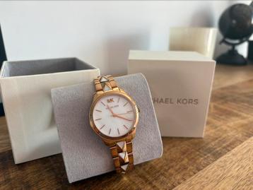 Michael kors horloge beschikbaar voor biedingen