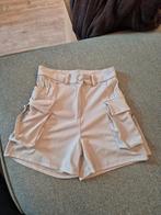 Te koop leuke korte broek kleur licht bruin maat  36, Ophalen of Verzenden, Zo goed als nieuw, Maat 36 (S), Bruin