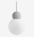 Bolia Pica hanglamp  grey/ white Beton top opaque body, Huis en Inrichting, Lampen | Hanglampen, Minder dan 50 cm, Nieuw, Ophalen of Verzenden