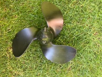 8 inch schroef voor een johnson beschikbaar voor biedingen
