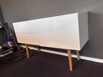 Zuiver High on wood Dressoir 2 lades 1 deur televisiekast beschikbaar voor biedingen