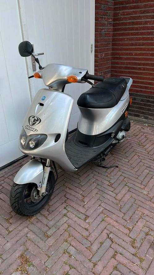 Fastrider 70cc, Fietsen en Brommers, Scooters | Piaggio, Zo goed als nieuw, Overige modellen, Ophalen