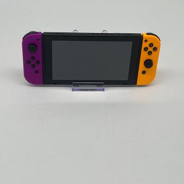 Nintendo Switch Console | Paars/Geel | Compleet met doos beschikbaar voor biedingen