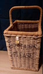 Riviera maison trappenmand. Graag ophalen ivm grote, Huis en Inrichting, Woonaccessoires | Schalen en Manden, Ophalen, Zo goed als nieuw