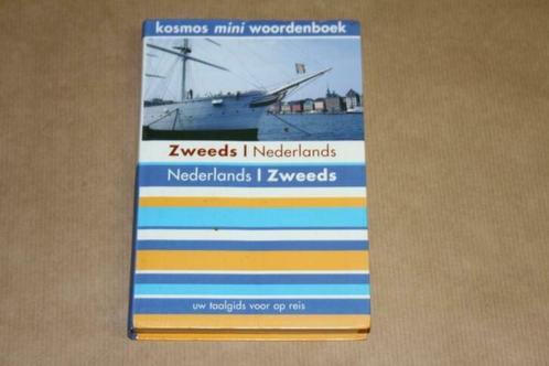 Zweeds- Nederlands - NL- Zweeds - Kosmos mini woordenboek !!, Boeken, Woordenboeken, Gelezen, Nederlands, Overige uitgevers, Ophalen of Verzenden