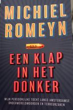 Een klap in het donker, Ophalen of Verzenden, Zo goed als nieuw, Maatschappij en Samenleving, Nederland