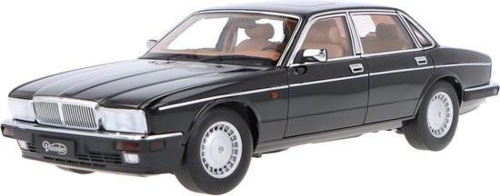 Almost Real Jaguar XJ40 1:18 (autoart), Hobby en Vrije tijd, Modelauto's | 1:18, Nieuw, Auto, Overige merken, Ophalen of Verzenden