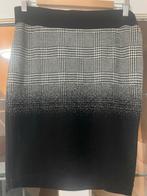 Zwarte rok ANNA met ruitjespatroon maat M, Kleding | Dames, Rokken, Maat 38/40 (M), Zwart, Ophalen of Verzenden, Zo goed als nieuw