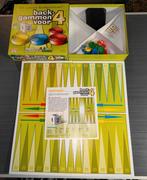 Backgammon voor 4, Nova Carta, Hobby en Vrije tijd, Gezelschapsspellen | Bordspellen, Ophalen of Verzenden, Zo goed als nieuw