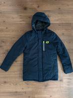 Donkerblauwe Vingino winter jas mt 164 met capuchon, Ophalen of Verzenden, Zo goed als nieuw, Vingino, Jongen