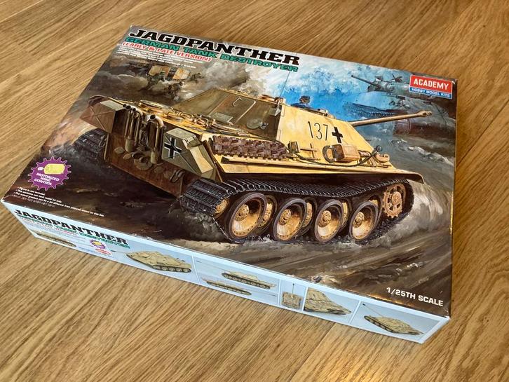 Academy Jagdpanther 1/25, Hobby en Vrije tijd, Modelbouw | Auto's en Voertuigen, Nieuw, Tank, Groter dan 1:32, Overige merken