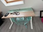 Bureau elektrisch verstelbaar, Ophalen, Elektrisch, Zo goed als nieuw, Stabureau