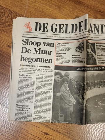 De Gelderlander 11 Nov 1989 - Berlijnse Muur beschikbaar voor biedingen