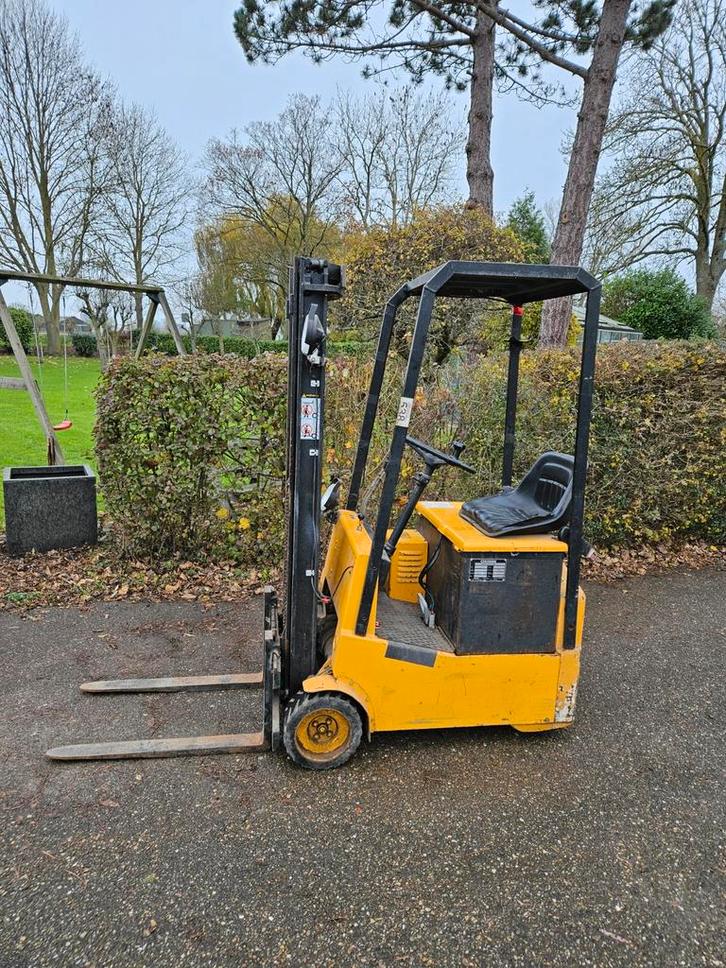 Nette mini heftruck Hefhoogte 2.85 Hefvermogen 1000kg, Zakelijke goederen, Machines en Bouw | Heftrucks en Intern transport, Heftruck