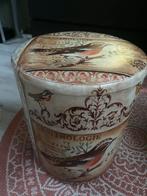 Poef met vogelmotief, Gebruikt, Rond, Ophalen of Verzenden, Minder dan 50 cm