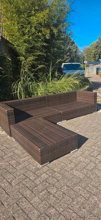 Loungeset 2.80 meter mag voor klein bedrag weg beschikbaar voor biedingen