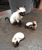 Set: prachtige Siamese kat met 2 kittens, Vaga International, Verzenden, Gebruikt, Hond of Kat, Beeldje of Figuurtje