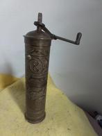 2785) mooi antiek bewerkte kruiden molen, Ophalen of Verzenden