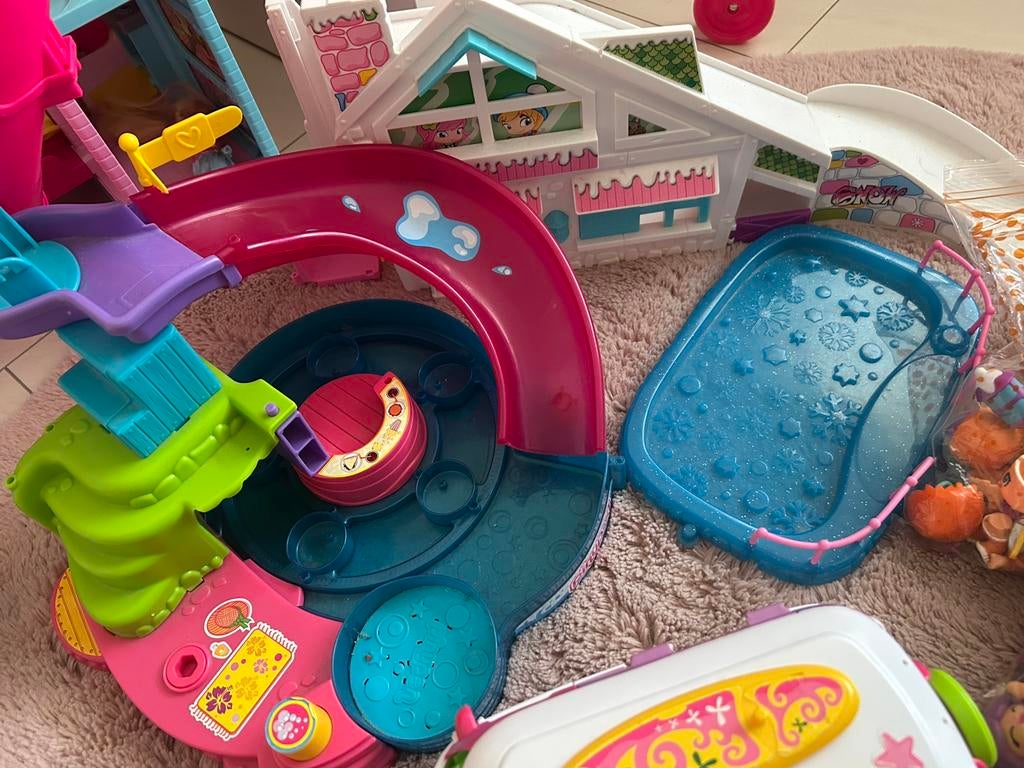Piny pon waterpret en ijsbaan inc poppetjes en accessoires, Ophalen of Verzenden, Zo goed als nieuw