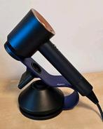 Dyson Supersonic met standaard en extra accessoires, Sieraden, Tassen en Uiterlijk, Ophalen, Zo goed als nieuw, Föhn of Haardroger