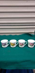 kopjes met rozen, Huis en Inrichting, Keuken | Servies, Ophalen of Verzenden, 'T Olde Gre-j, Info@toldegrej.nl, Endepoelstraat 20f Didam