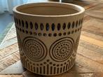 Schattige bloempot, Tuin en Terras, Bloempotten, Rond, Ophalen of Verzenden, Zo goed als nieuw, Aardewerk