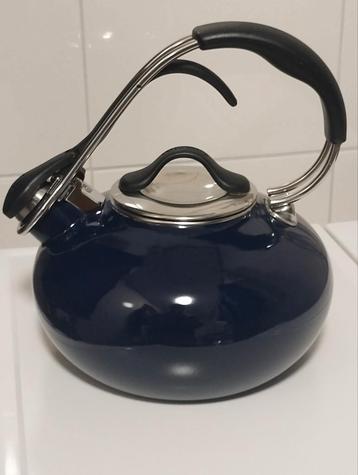Chantal donkerblauw emaille waterkoker fluitketel 1.7 liter beschikbaar voor biedingen