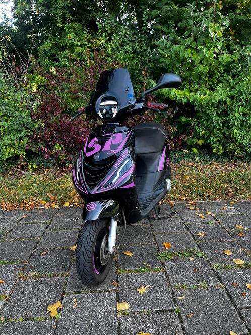 Piaggio Zip Brom 4t iget 2022 13.619km!, Fietsen en Brommers, Scooters | Piaggio, Gebruikt, Zip, Maximaal 45 km/u, Benzine, Ophalen