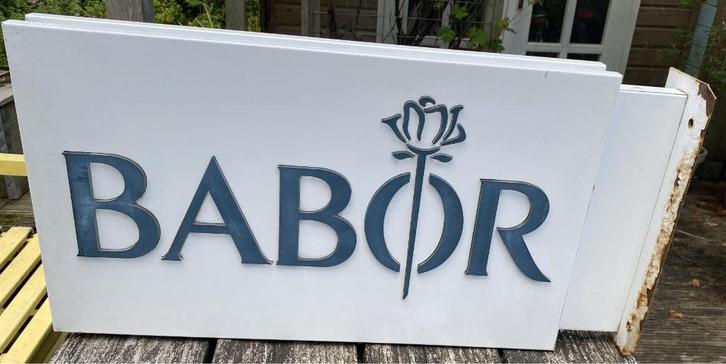 Leuke Wand Reclame Bador - vintage lichtbak, Verzamelen, Merken en Reclamevoorwerpen, Gebruikt, Reclamebord, Ophalen