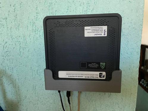 Suporte modem Vivo wall mount / muurbeugel, Computers en Software, Routers en Modems, Nieuw, Ophalen of Verzenden