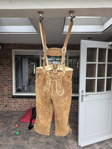 Lederhose Maat M beschikbaar voor biedingen