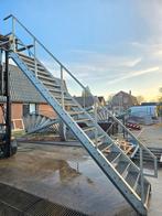 Stalen trap gegalv. Hoog 3,6 mtr. Nob033, Ophalen, Zo goed als nieuw, 2 tot 4 meter