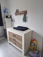 Commode en plankje, Zo goed als nieuw, Commode, Ophalen