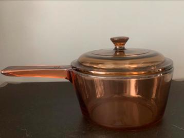 Vintage glazen steelpan. Corning visions France beschikbaar voor biedingen