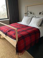 2 Warme wollen plaids - Kerstsfeer - Nieuwstaat, Ophalen of Verzenden, Zo goed als nieuw