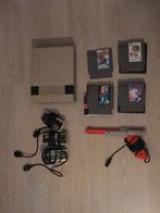 Complete NES set incl 4 games en orginele zapper, Ophalen of Verzenden, Gebruikt, Met 3 controllers of meer, Met zapper/pistool