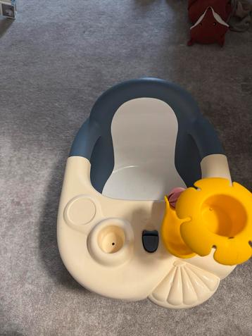 Smoby baby bad zitje Badzitje met Speelgoed nieuw beschikbaar voor biedingen