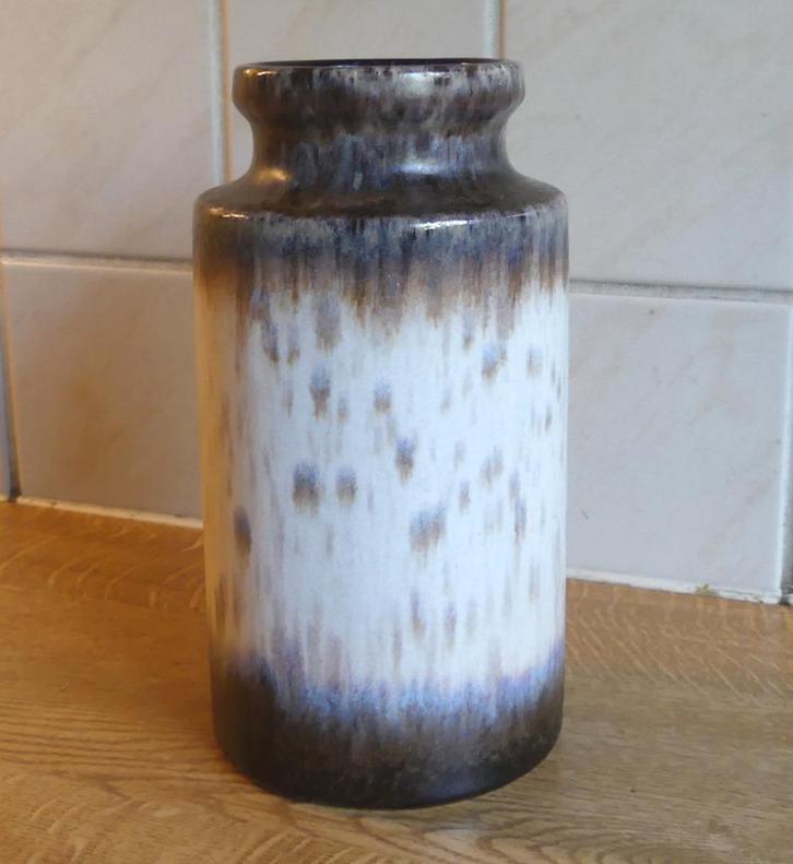 Scheurich vintage vaas 203-18 grijsbruin wit West-Germany, Huis en Inrichting, Woonaccessoires | Vazen, Gebruikt, Minder dan 50 cm