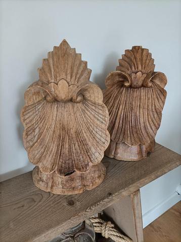 Console. Grenenhout. 2 stuks.Kunnen hangen en staan. beschikbaar voor biedingen