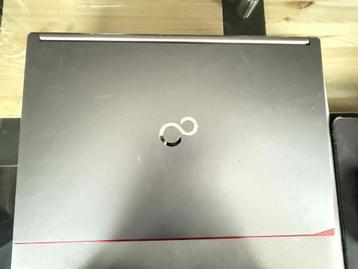 Fujitsu i7 laptop beschikbaar voor biedingen