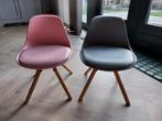 2 Kinderstoelen (Peuter) - Roze & Grijs, Ophalen, Gebruikt, Meegroeistoel