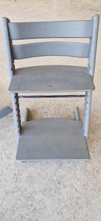 Grijze STOKKE Tripp Trapp kinderstoel triptrap /trip trap, Kinderen en Baby's, Kinderstoelen, Ophalen, Zo goed als nieuw, Meegroeistoel