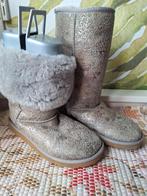 Laarzen bont grijs zilver  36 met opdruk ugg, Ophalen of Verzenden, Gedragen, Grijs
