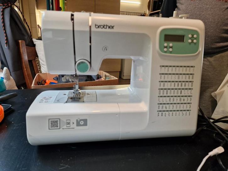 Brother Naaimachine CS70s - Perfect voor beginners!, Hobby en Vrije tijd, Naaimachines en Toebehoren, Ophalen of Verzenden
