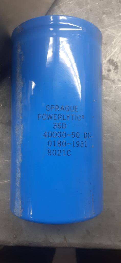 condensator bank 16 * Powerlytic 36D 40000μF 50V, Hobby en Vrije tijd, Elektronica-componenten, Gebruikt, Ophalen of Verzenden