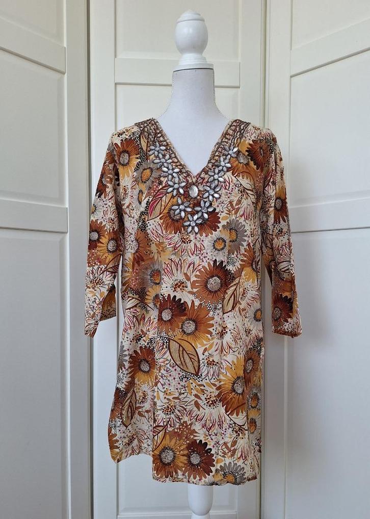 Sona Modas bruine zonnebloem bloemen tuniek, maat XL, Kleding | Dames, Blouses en Tunieken, Gedragen, Maat 46/48 (XL) of groter