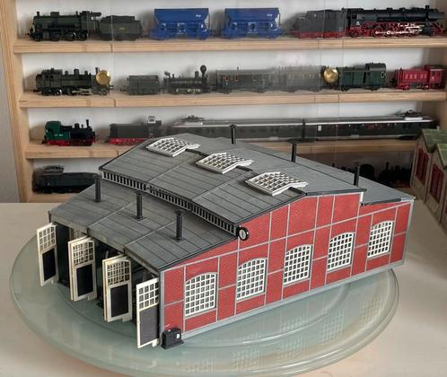 Locloods Neustadt Fleischmann bij draaischijf schaal HO, Hobby en Vrije tijd, Modeltreinen | H0, Brug, Tunnel of Gebouw, Gelijkstroom