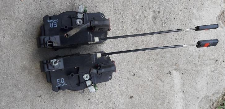 Set centraal motortjes in de deuren Opel Corsa C model, Auto diversen, Overige Auto diversen, Ophalen of Verzenden